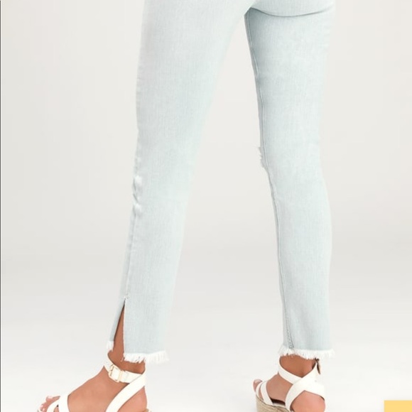 Light Wash Distressed Skinny Jeans - Picture 2 of 3